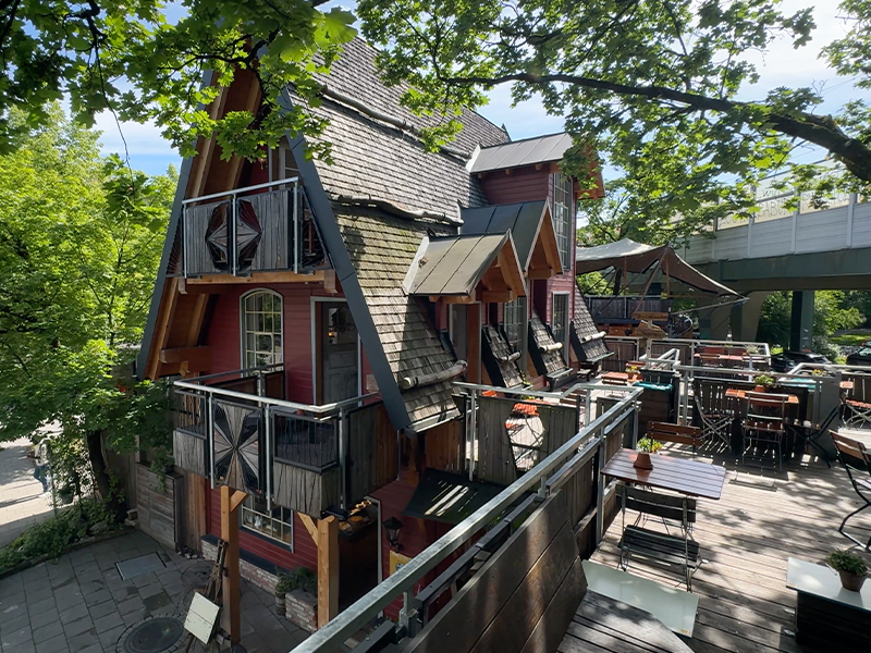 Terrasse Gans Woanders
